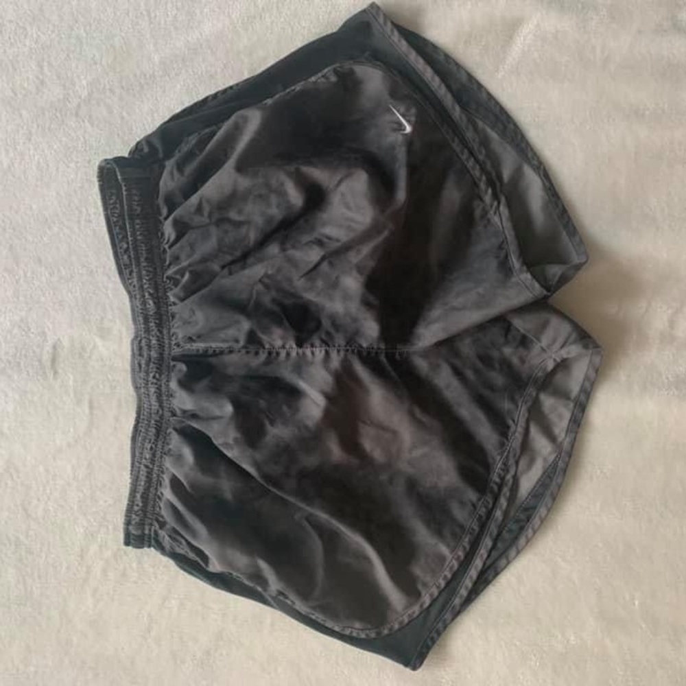 Nike grey/black tempo running shorts. Size M. GUC.